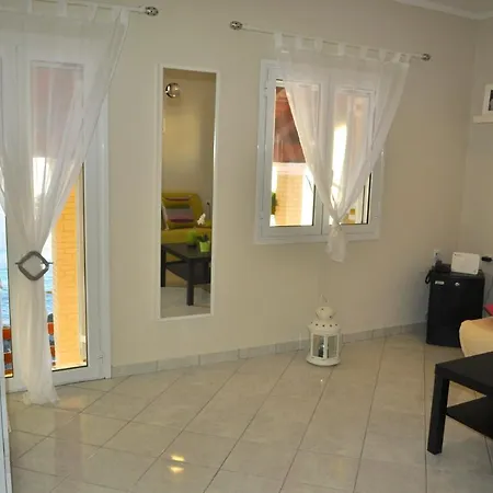 Villa Renata On Dechoumenes Beach - Agios Gordios, Corfu *